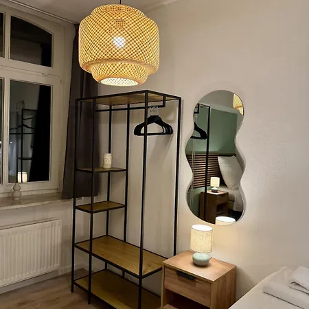 Zentrales Monteur-apartment - 7 Betten - Haustierfreundlich Itzehoe