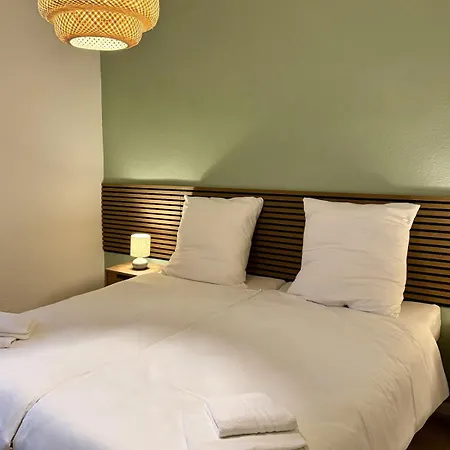 Zentrales Monteur-apartment - 7 Betten - Haustierfreundlich Lejlighed
