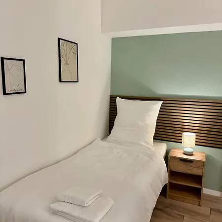 Lejlighed Zentrales Monteur-apartment - 7 Betten - Haustierfreundlich